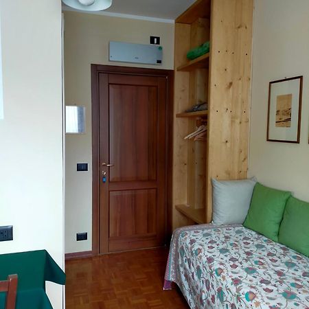 Bed and Breakfast La Via Del Sole Susa Exterior foto